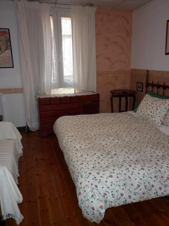 Fonda Cerdanya Hotel Puigcerdà Szoba fotó